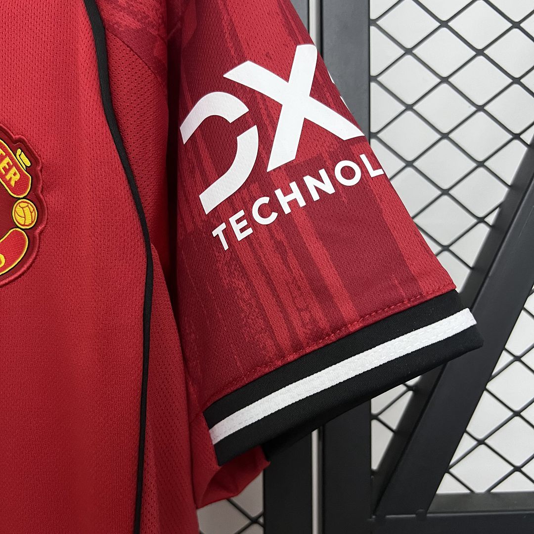 Manchester United 2025-26 Home Jersey